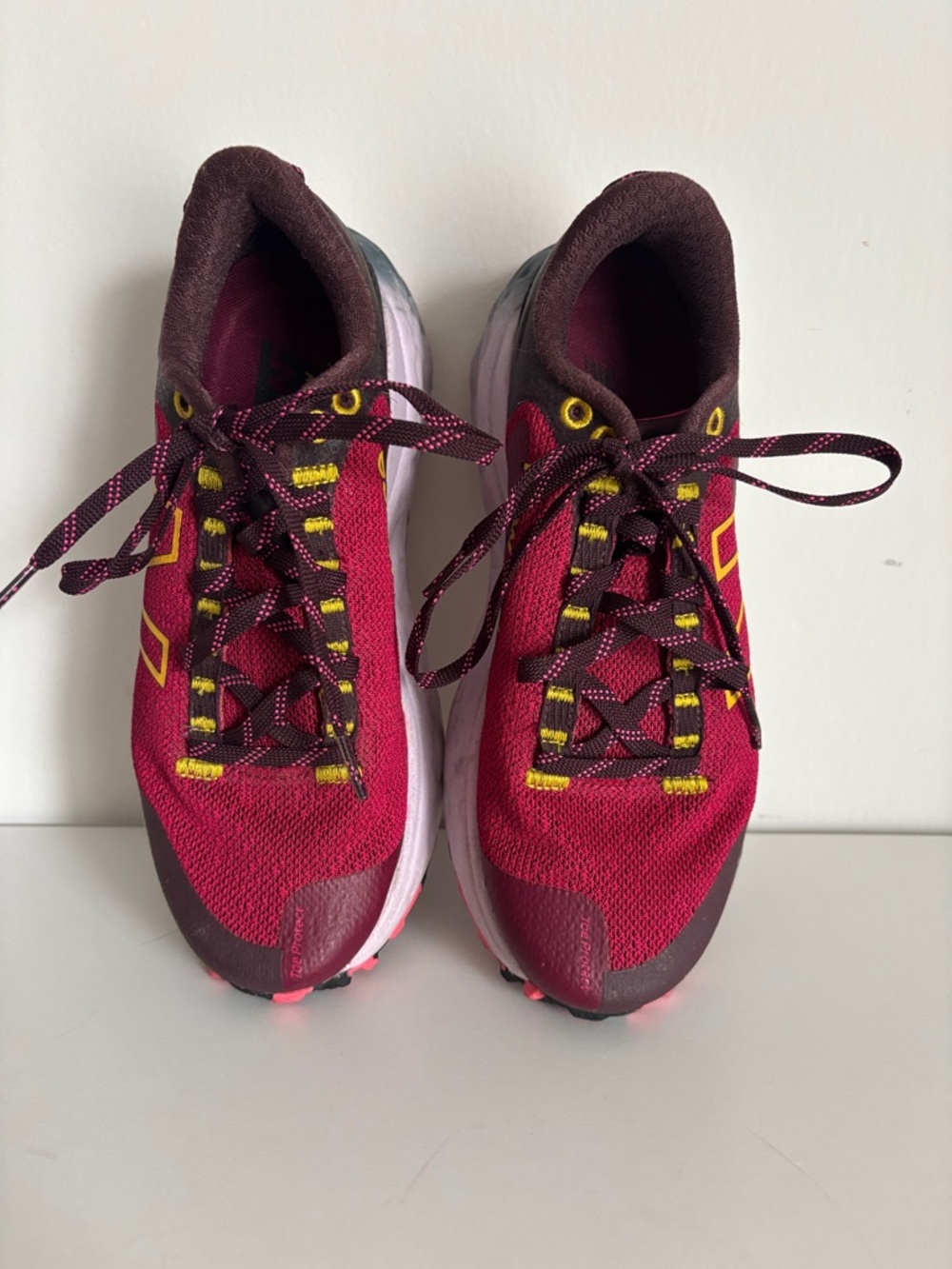 Women's New Balance Fresh Foam Burgundy Running Shoes with Yellow Accents sz 6.5
